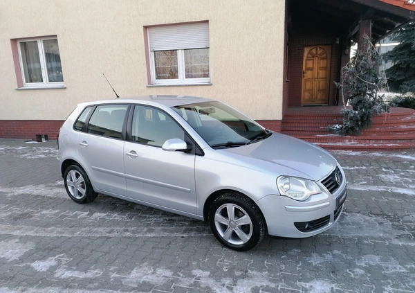 Volkswagen Polo cena 12600 przebieg: 248000, rok produkcji 2007 z Gniezno małe 232